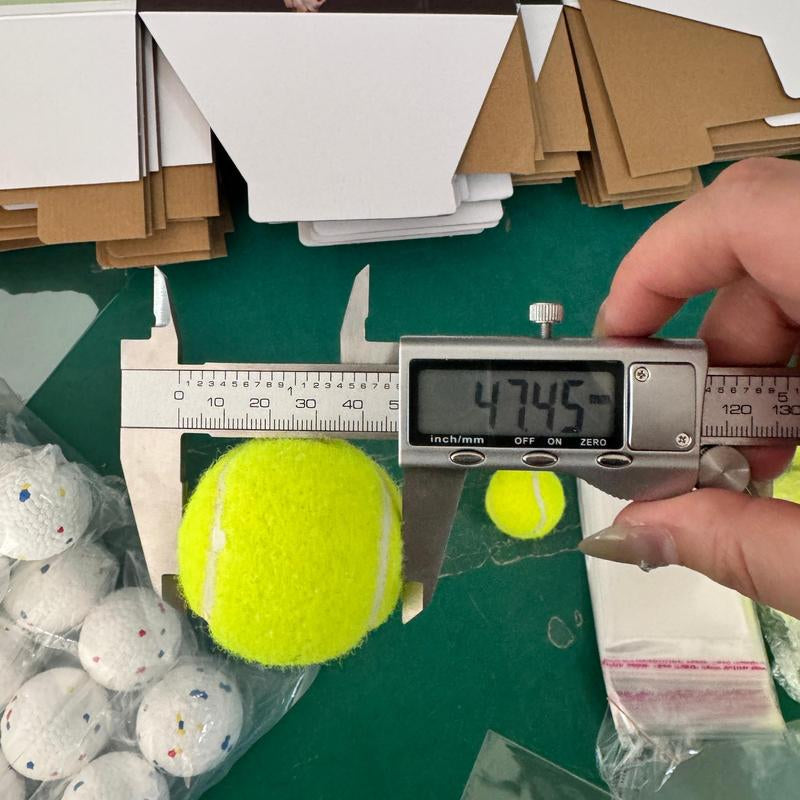Automatic Dog Ball Launcher with 3 Balls, 1 Box Interactive Dog Tennis Ball Throwing Machine, Pet Products, Dog Toys, New Year Gift