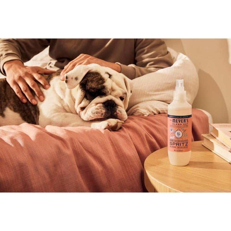 . CLEAN DAY Dog Deodorizing Spray, White Peach Scent, 8Oz