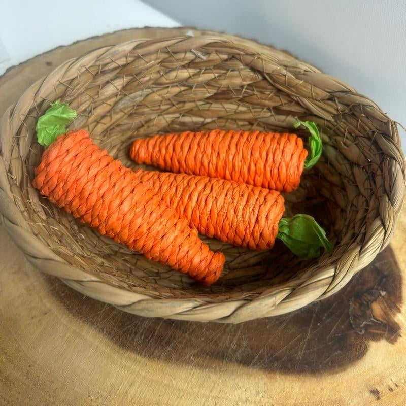 Natural Woven Pet Food Bowl Set for Bunny Rabbits with Carrot Chew Toys (1 Basket & 3 Carrots)