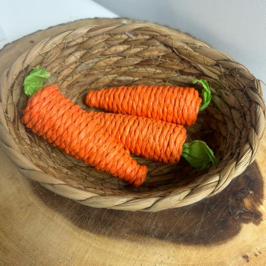 Natural Woven Pet Food Bowl Set for Bunny Rabbits with Carrot Chew Toys (1 Basket & 3 Carrots)