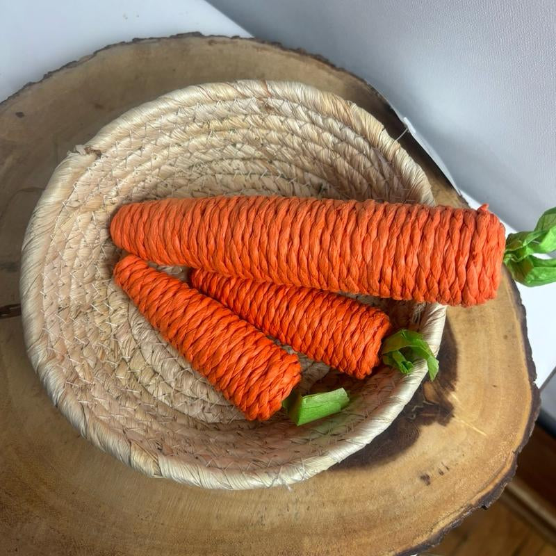 Natural Woven Pet Food Bowl Set for Bunny Rabbits with Carrot Chew Toys (1 Basket & 3 Carrots)