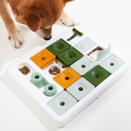 Dog Treat Puzzle Toy, Mental Stimulating Slow Feeder Tray for Large Medium Small Dogs, Dog Treat Puzzle Dispensing Dish, Mental Enrichment Feeding Toy, Pet Products