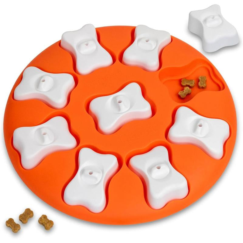 Dog Treat Maze Dog Puzzle Enrichment Toy, Level 2 Intermediate, Green Game Feeding